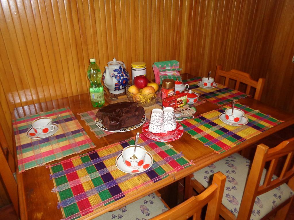Guest House Levan II Dadiani Zugdidi Esterno foto